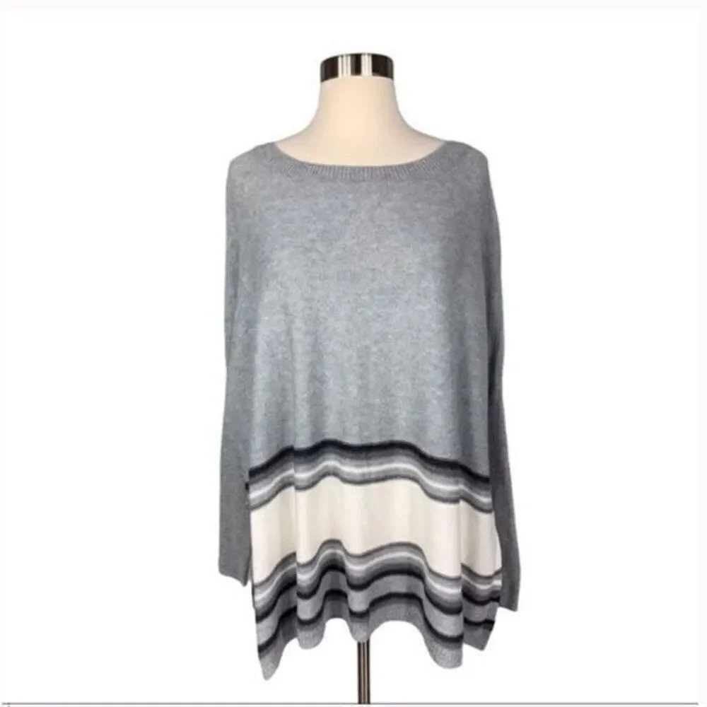 Shrinking Violet Gray and White Sweater